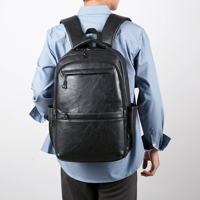 Zaino Business in Pelle Premiu - Laptop Backpack 15.6 recensione e prezzo