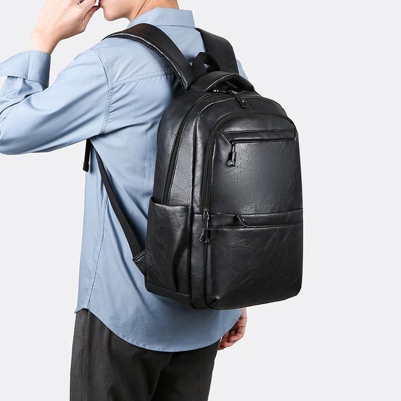 Zaino Business in Pelle Premiu - Laptop Backpack 15.6 recensione e prezzo